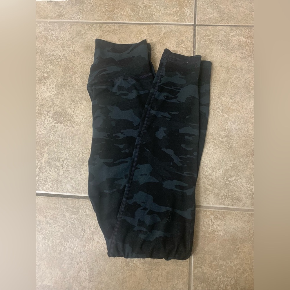Alphalete women’s leggings size M